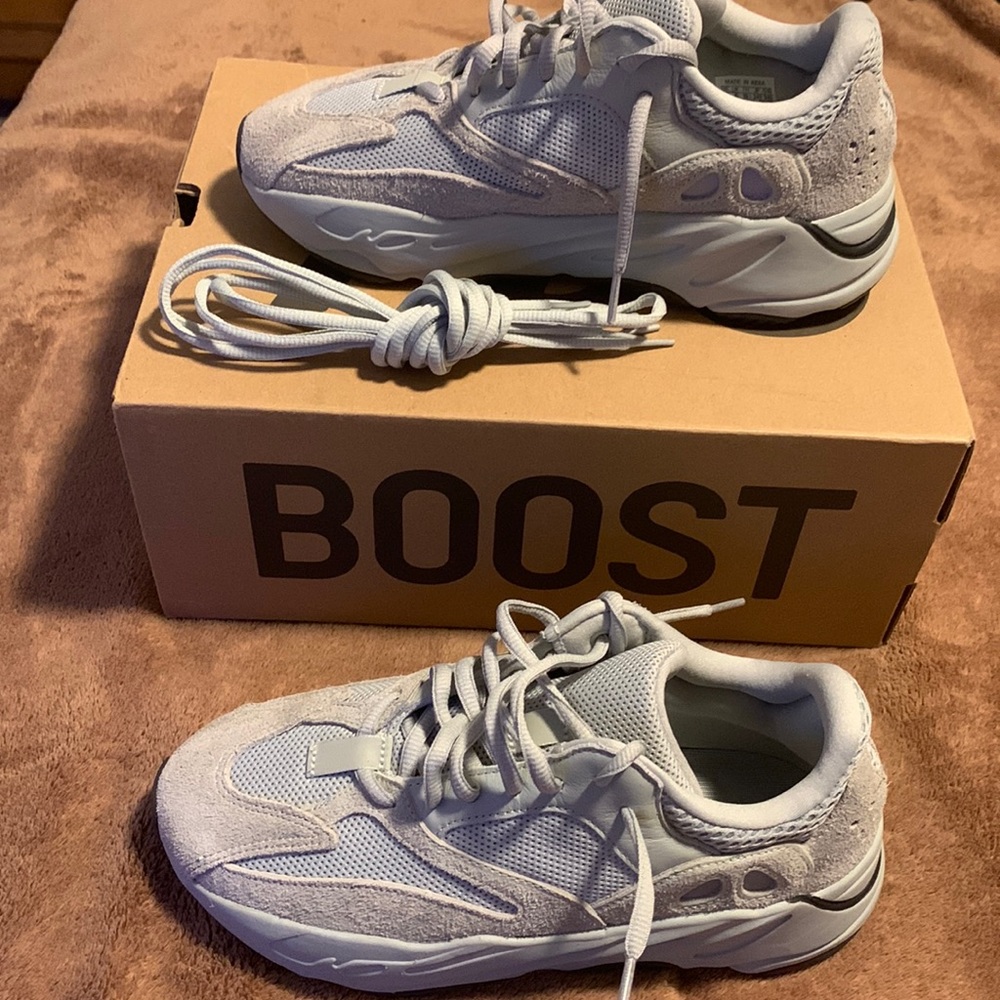 Yeezy Boost 700